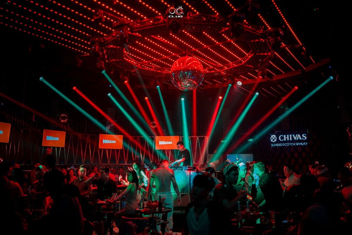 Quán bar Đà Nẵng nào đáng trải nghiệm về đêm? Top địa điểm nightlife sôi động cho du khách